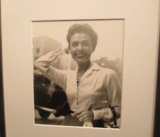 Lena Horne - Vivian Maier: "Vivian would show up at press events or red carpets."